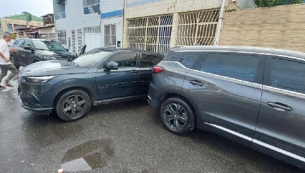 HOMEM É ASSASSINADO A TIROS AO SAIR DE CASA NO BAIRRO PONTAL, EM ILHÉUS