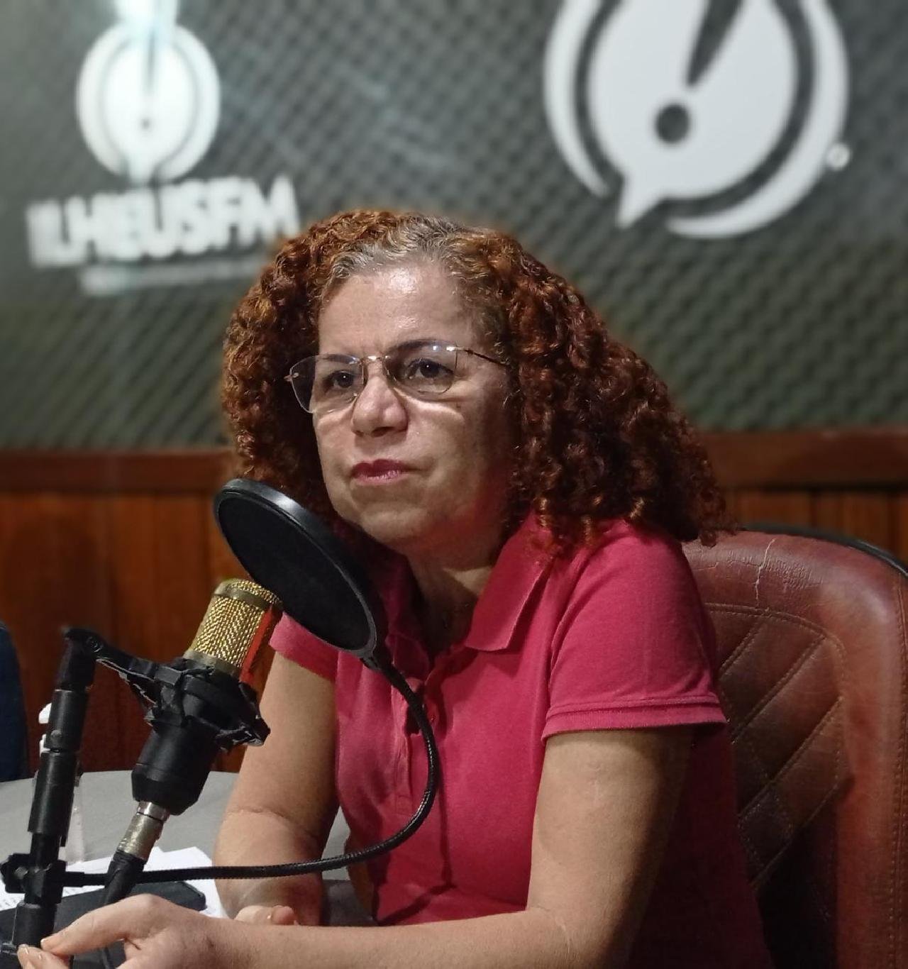 VEREADORA ENILDA MENDONÇA DESTACA AÇÕES DE COMBATE A VIOLÊNCIA CONTRA A MULHER VEREADORA ENILDA MENDONÇA DESTACA AÇÕES DE COMBATE A VIOLÊNCIA CONTRA A MULHER