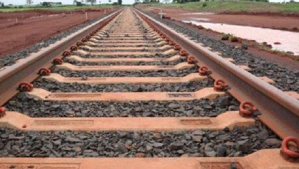 GIGANTES MUNDIAIS VÃO DISPUTAR CONCESSÃO DA FIOL