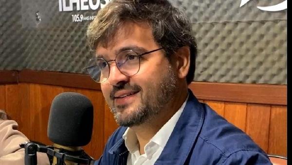"É MEU SONHO PODER ASFALTAR A CIDADE TODA, MAS CADA QUILÔMETRO CUSTA CERCA DE R$ 1 MILHÃO", DIZ VALDERICO SOBRE OS BURACOS EM ILHÉUS