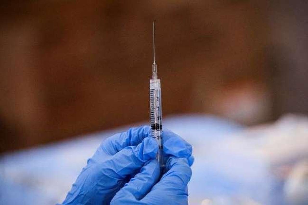 COMUNICADO : SUSPENSÃO DA APLICAÇÃO DE PFIZER EM ILHÉUS COMUNICADO : SUSPENSÃO DA APLICAÇÃO DE PFIZER EM ILHÉUS
