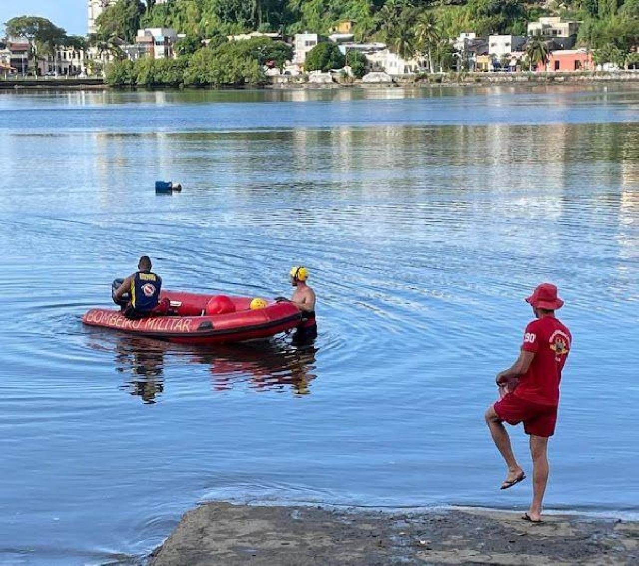 MULHER É ENCONTRADA MORTA NA BAÍA DA SAPETINGA MULHER É ENCONTRADA MORTA NA BAÍA DA SAPETINGA