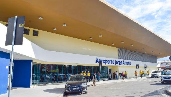 COM 160 VOOS EXTRAS, AEROPORTO DE ILHÉUS DEVE RECEBER MAIS DE 105 MIL PASSAGEIROS DURANTE AS FESTAS JUNINAS E JULINAS