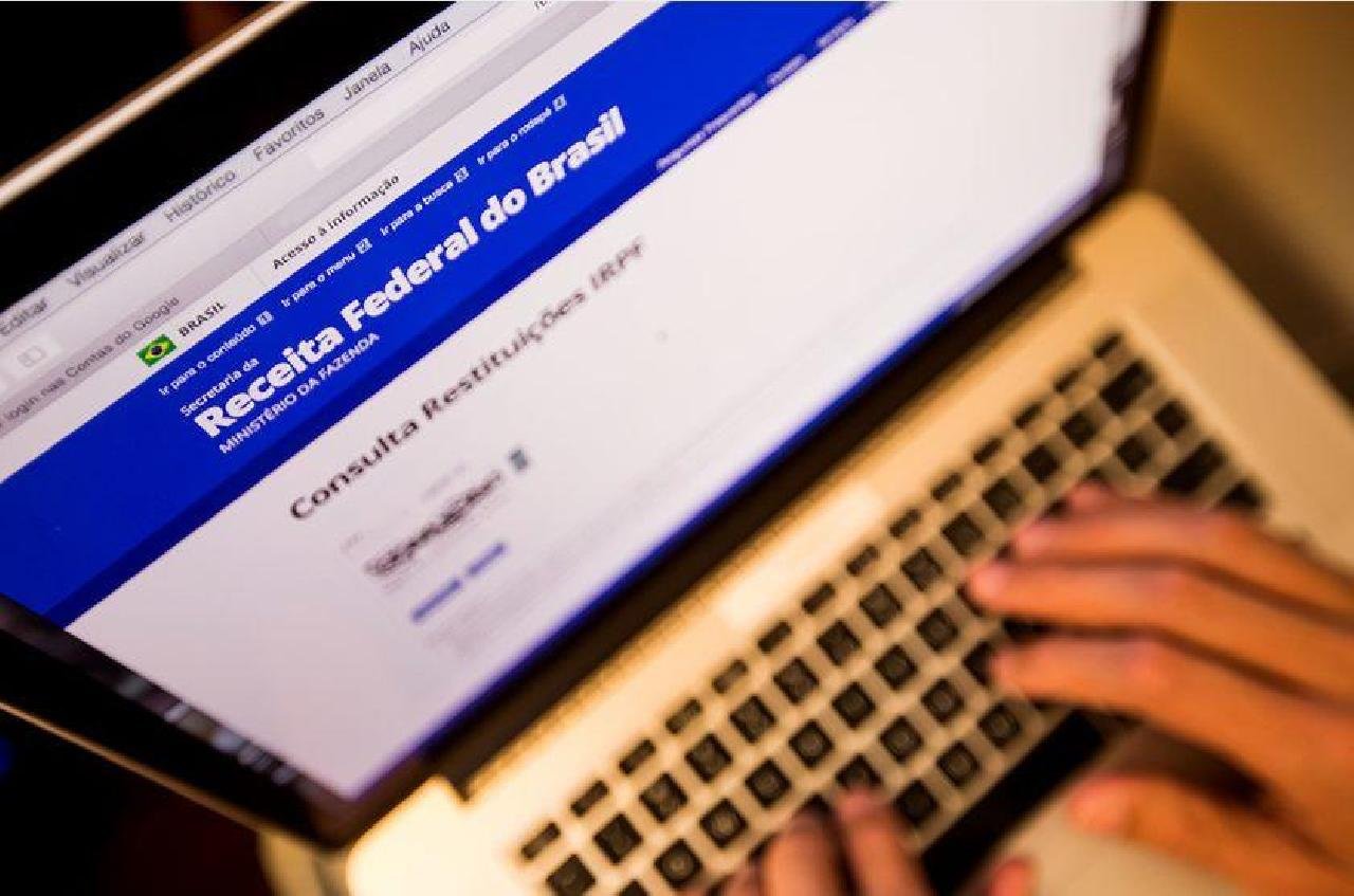 SEM DINHEIRO, RECEITA PODE DESLIGAR EMISSÃO DE CPF E RESTITUIÇÃO DO IR SEM DINHEIRO, RECEITA PODE DESLIGAR EMISSÃO DE CPF E RESTITUIÇÃO DO IR