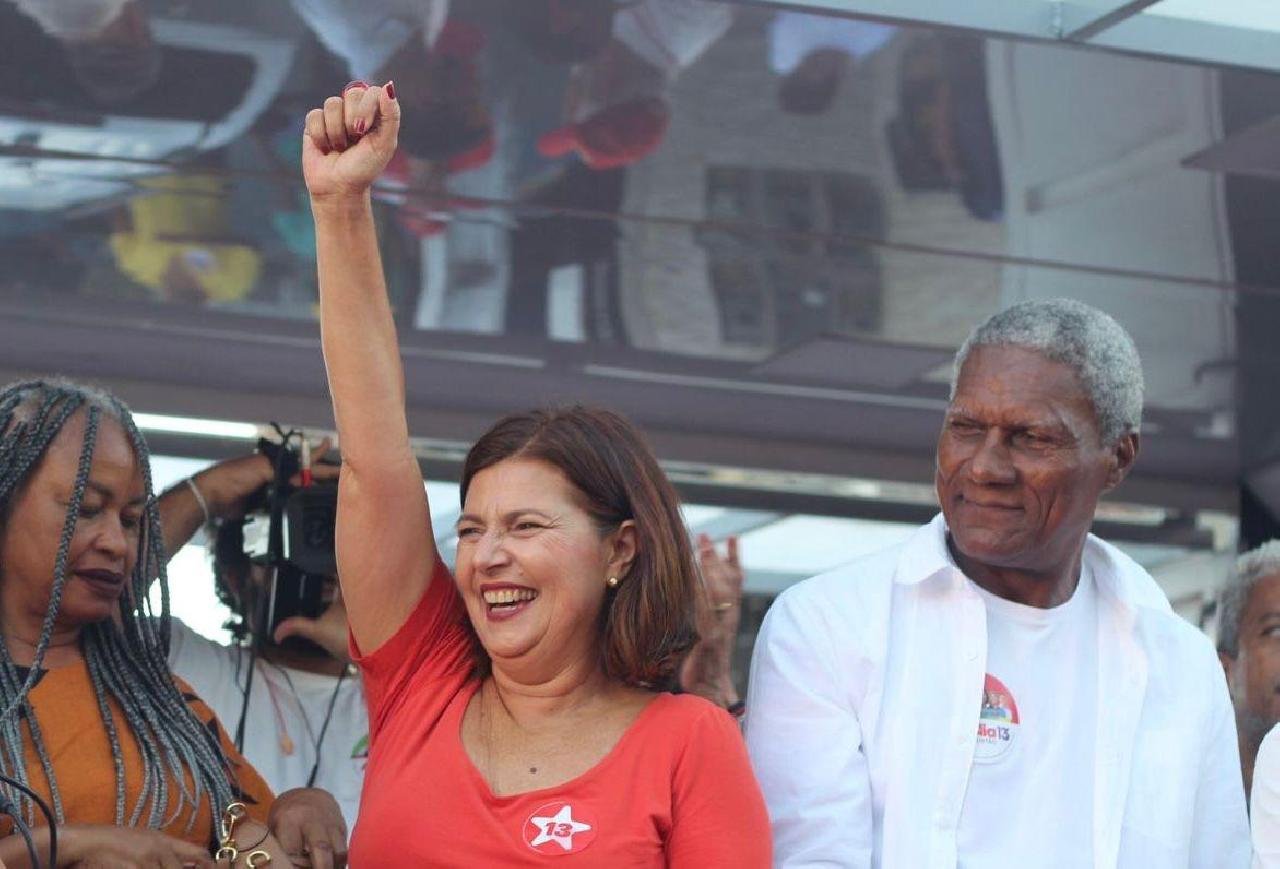 JUSTIÇA CONDENA MAIS UMA MENTIRA DE VALDERICO CONTRA ADÉLIA JUSTIÇA CONDENA MAIS UMA MENTIRA DE VALDERICO CONTRA ADÉLIA