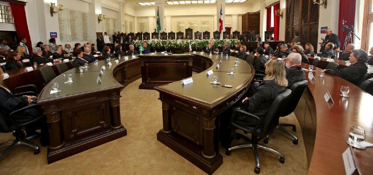 OPERAÇÃO FAROESTE: STJ DETERMINA PRISÃO DE DUAS DESEMBARGADORAS DO TJ-BA OPERAÇÃO FAROESTE: STJ DETERMINA PRISÃO DE DUAS DESEMBARGADORAS DO TJ-BA