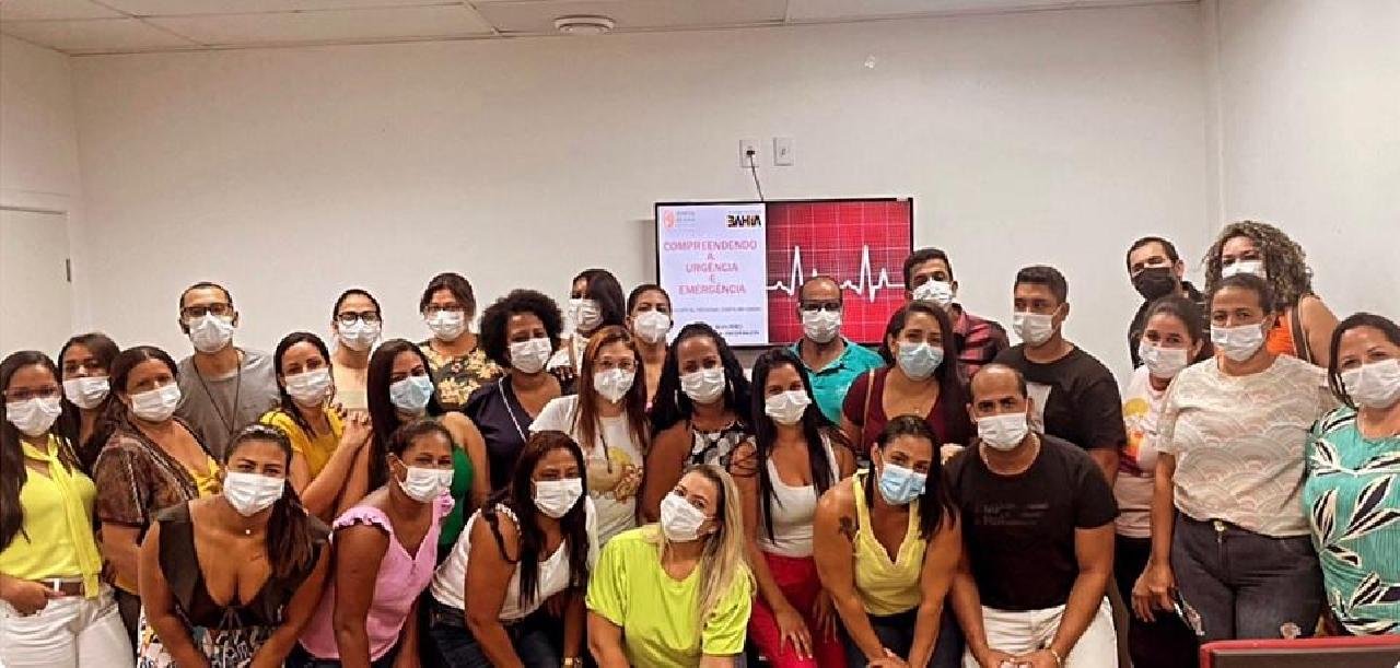 PROFISSIONAIS DE ENFERMAGEM PASSAM POR APERFEIÇOAMENTO EM PRÁTICAS ASSISTENCIAIS NO HOSPITAL REGIONAL COSTA DO CACAU PROFISSIONAIS DE ENFERMAGEM PASSAM POR APERFEIÇOAMENTO EM PRÁTICAS ASSISTENCIAIS NO HOSPITAL REGIONAL COSTA DO CACAU