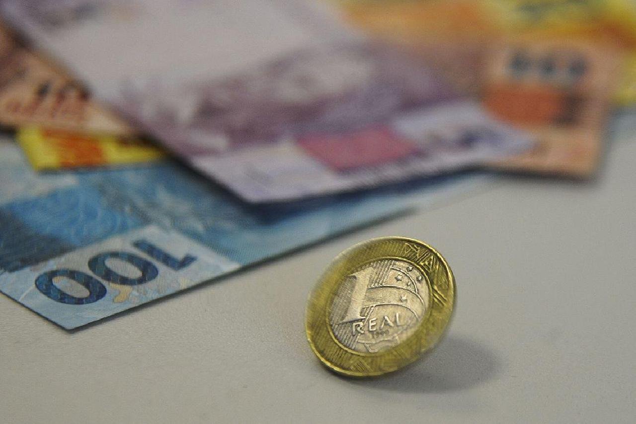 BANCOS ALERTAM PARA AÇÃO DE GOLPISTAS NO DESENROLA BANCOS ALERTAM PARA AÇÃO DE GOLPISTAS NO DESENROLA