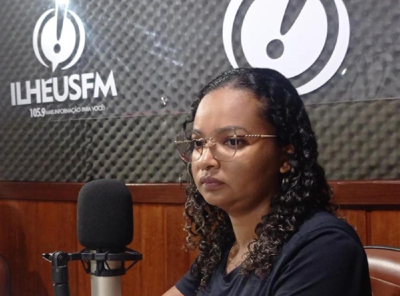 "QUEM AMA NÃO BATE": POLIANA VICENTE ALERTA SOBRE O FEMINICÍDIO E REFORÇA A IMPORTÂNCIA DA DENÚNCIA "QUEM AMA NÃO BATE": POLIANA VICENTE ALERTA SOBRE O FEMINICÍDIO E REFORÇA A IMPORTÂNCIA DA DENÚNCIA