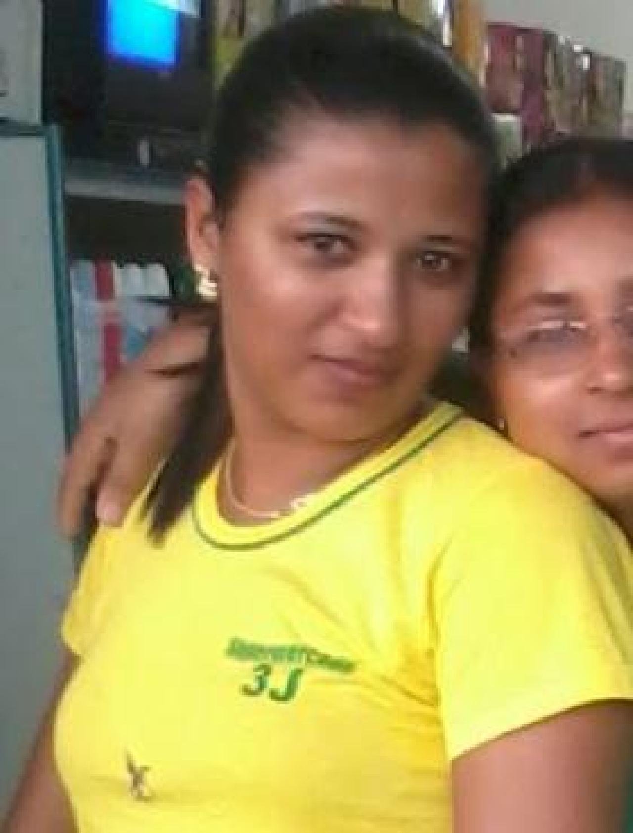 POLÍCIA RETOMA BUSCAS POR MULHER QUE TERIA SIDO LEVADA EM CARRO PRETO E DESAPARECEU EM IBIRAPITANGA POLÍCIA RETOMA BUSCAS POR MULHER QUE TERIA SIDO LEVADA EM CARRO PRETO E DESAPARECEU EM IBIRAPITANGA