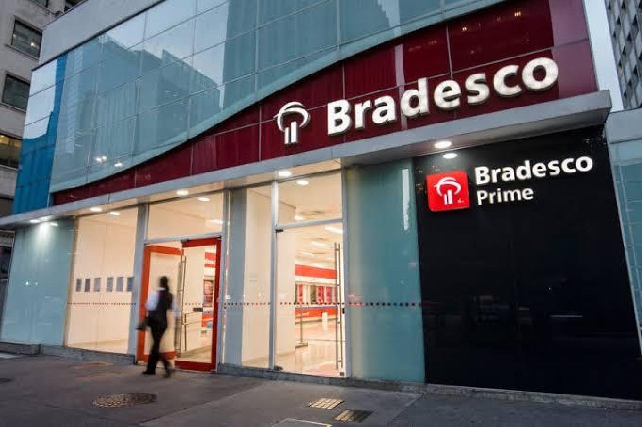 BRADESCO SELECIONA PARA VAGAS DE EMPREGO EM ILHÉUS, IRECÊ, VITÓRIA DA CONQUISTA E OUTRAS CIDADES BRADESCO SELECIONA PARA VAGAS DE EMPREGO EM ILHÉUS, IRECÊ, VITÓRIA DA CONQUISTA E OUTRAS CIDADES