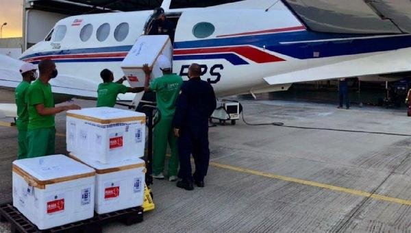 NOVO LOTE DE VACINAS CONTRA COVID-19 CHEGA À BAHIA