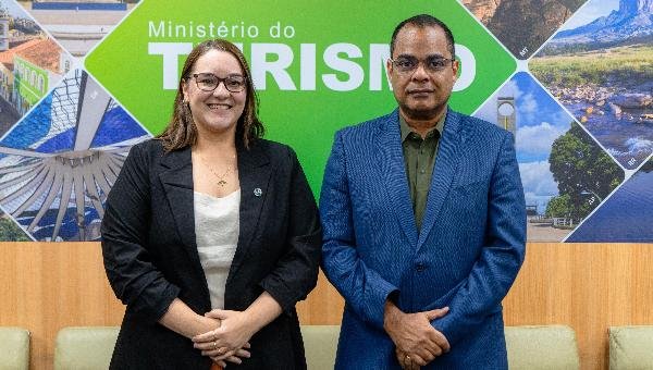 MAGNO LAVIGNE SE MOBILIZA PARA AJUDAR A EVITAR PREJUÍZO MILIONÁRIO AO TURISMO DE ILHÉUS