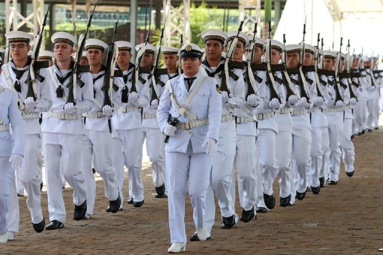 MARINHA ABRE PROCESSO SELETIVO PARA NÍVEIS MÉDIO E SUPERIOR MARINHA ABRE PROCESSO SELETIVO PARA NÍVEIS MÉDIO E SUPERIOR