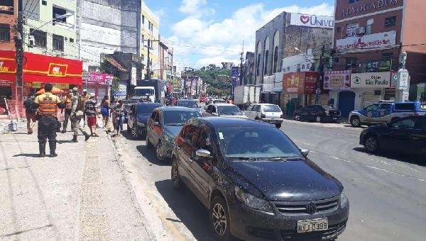 FISCALIZAÇÃO AO TRANSPORTE CLANDESTINO É INTENSIFICADA EM ILHÉUS
