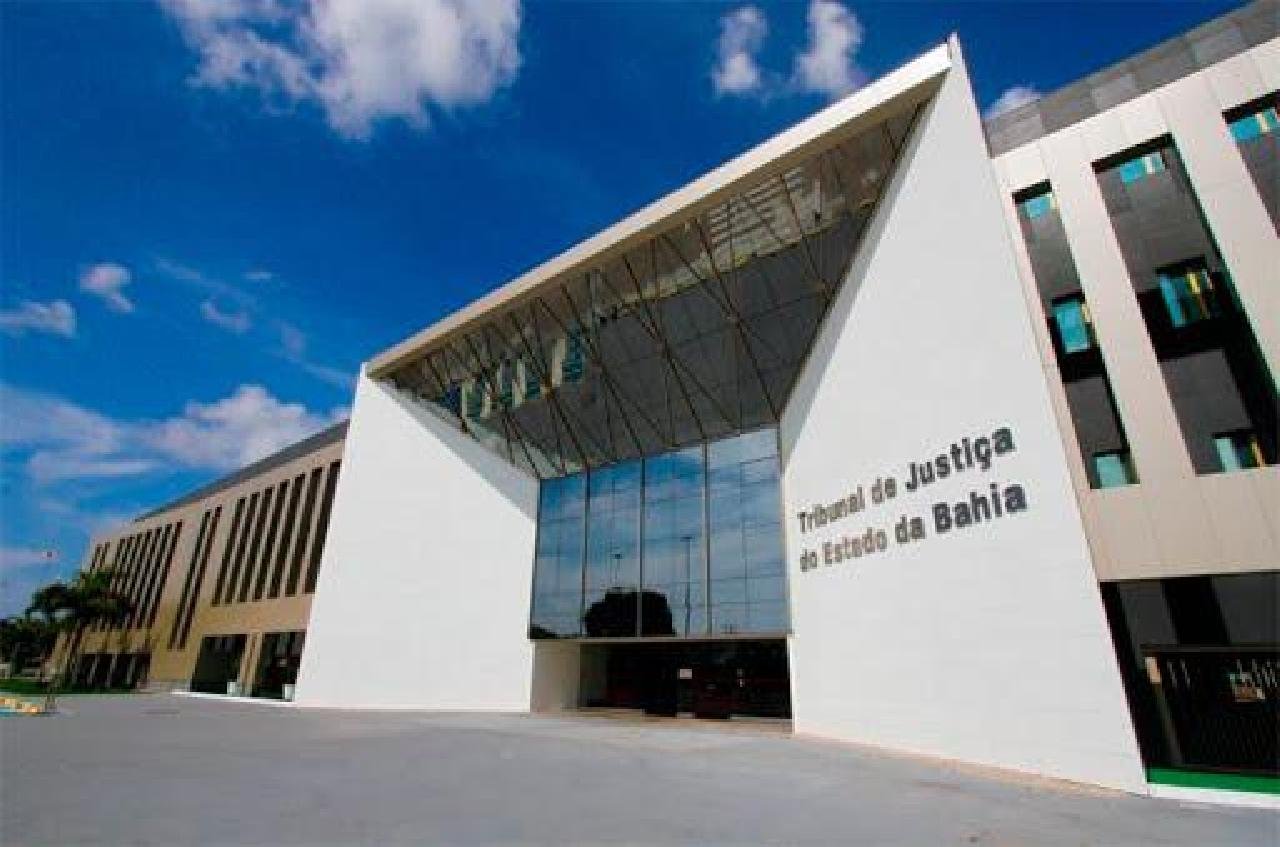 CNJ FAZ CORREIÇÃO EM GABINETES DE EX-PRESIDENTES DO TJ BAHIA CNJ FAZ CORREIÇÃO EM GABINETES DE EX-PRESIDENTES DO TJ BAHIA