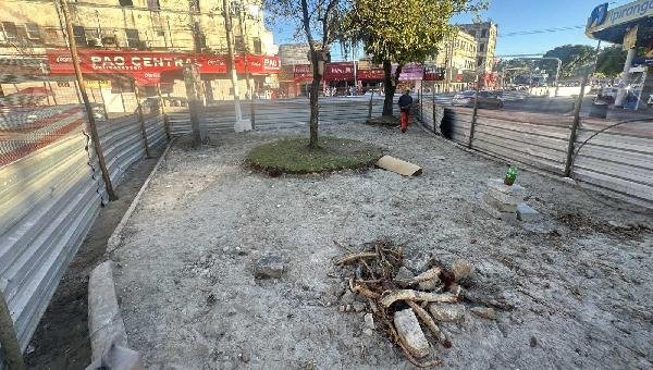 CANTEIRO CENTRAL DA PRAÇA CAIRU PASSA POR REQUALIFICAÇÃO COM PREVISÃO DE ENTREGA EM SETEMBRO