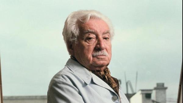 ATEU E COMUNISTA, JORGE AMADO CRIOU LEI QUE PROÍBE PERSEGUIÇÃO RELIGIOSA