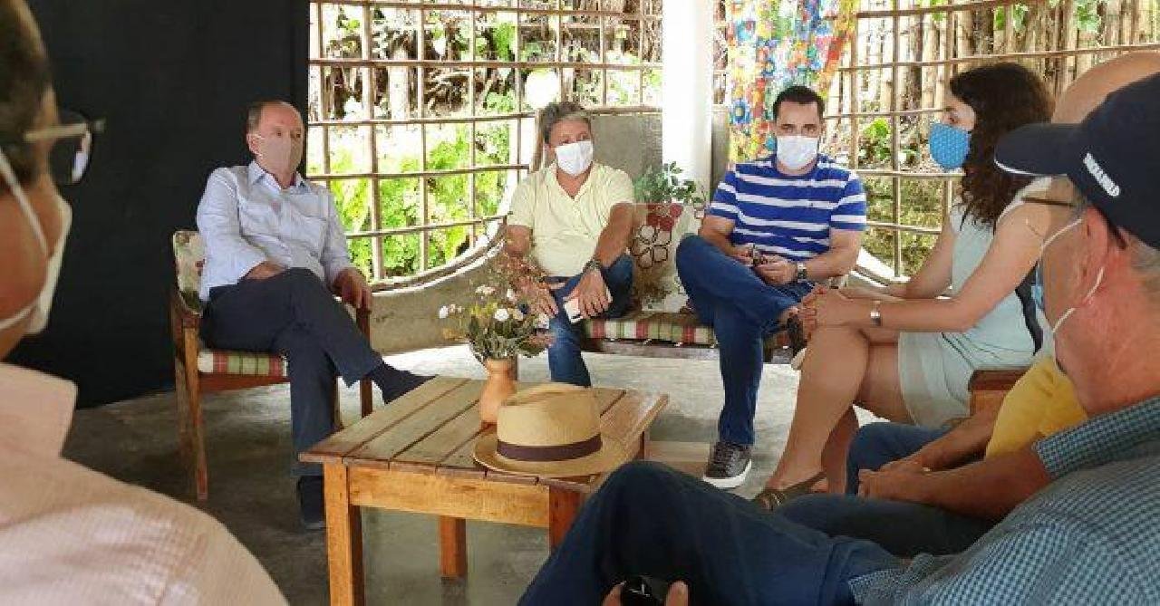 GRUPO FRANCÊS CONHECE POTENCIAIS PARA INVESTIMENTOS DO EXTREMO AO BAIXO SUL DA BAHIA GRUPO FRANCÊS CONHECE POTENCIAIS PARA INVESTIMENTOS DO EXTREMO AO BAIXO SUL DA BAHIA