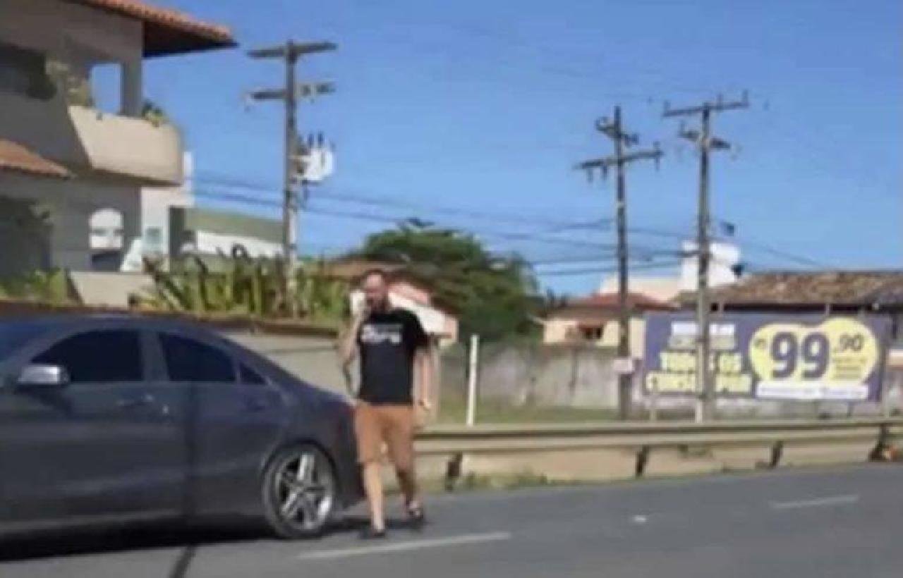 CASO RANITLA: APÓS ACIDENTE FATAL, THARCISO ANUNCIA VENDA DA MERCEDES E DO JET SKY NA OLX CASO RANITLA: APÓS ACIDENTE FATAL, THARCISO ANUNCIA VENDA DA MERCEDES E DO JET SKY NA OLX