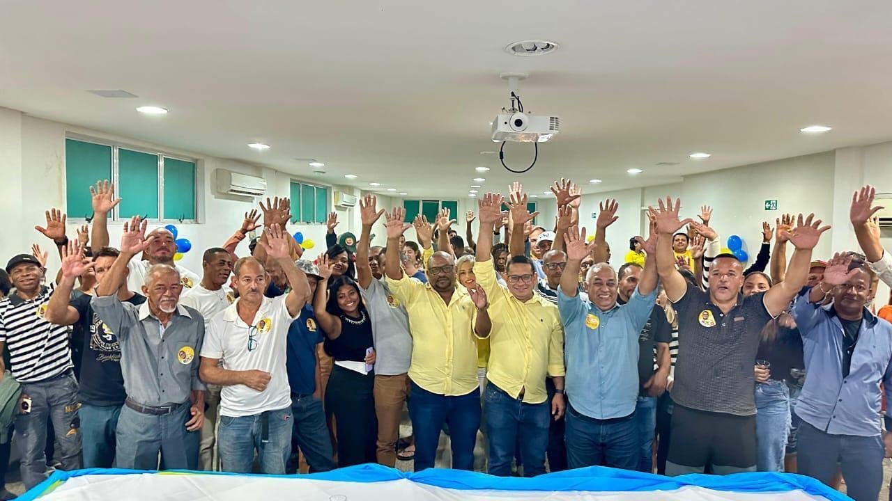 BENTO LIMA PRESTIGIA PASSAGEM DE COMANDO DA 68ª CIPM E SE REÚNE COM LIDERANÇAS SINDICAIS BENTO LIMA PRESTIGIA PASSAGEM DE COMANDO DA 68ª CIPM E SE REÚNE COM LIDERANÇAS SINDICAIS