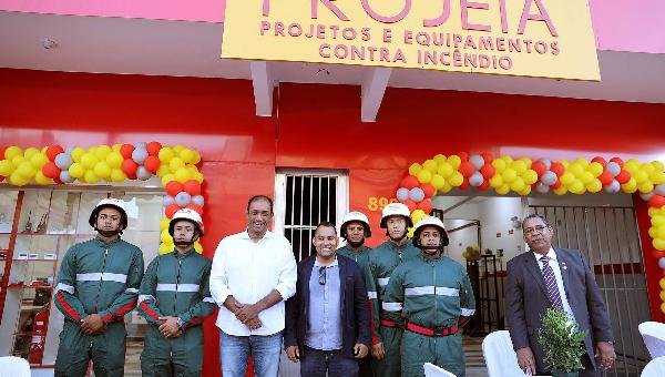 GRUPO PROJETA INAUGURA UNIDADE DE SEGURANÇA CONTRA INCÊNDIO