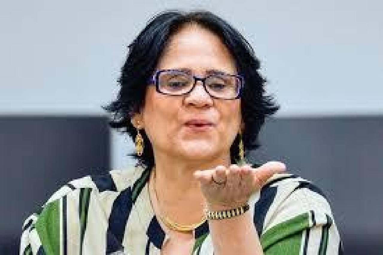 EM BH, FOLIÕES LANÇAM BLOCO 'QUEM DEU, DEU. QUEM NÃO DEU, NÃO DAMARES' EM BH, FOLIÕES LANÇAM BLOCO 'QUEM DEU, DEU. QUEM NÃO DEU, NÃO DAMARES'