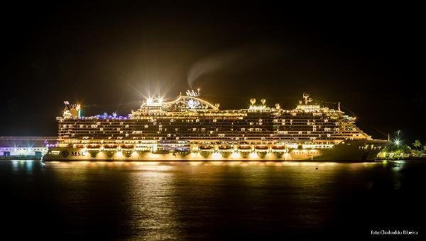 CRUZEIRO SEAVIEW PERNOITA EM ILHÉUS PELA PRIMEIRA VEZ E MOVIMENTA A CIDADE