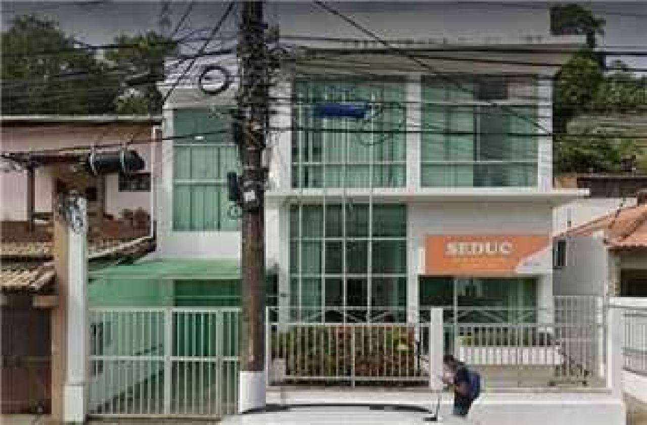 CONTRATO DE PROFESSOR É ENCERRADO APÓS DENÚNCIAS ENVOLVENDO ALUNAS DE ESCOLA EM ILHÉUS