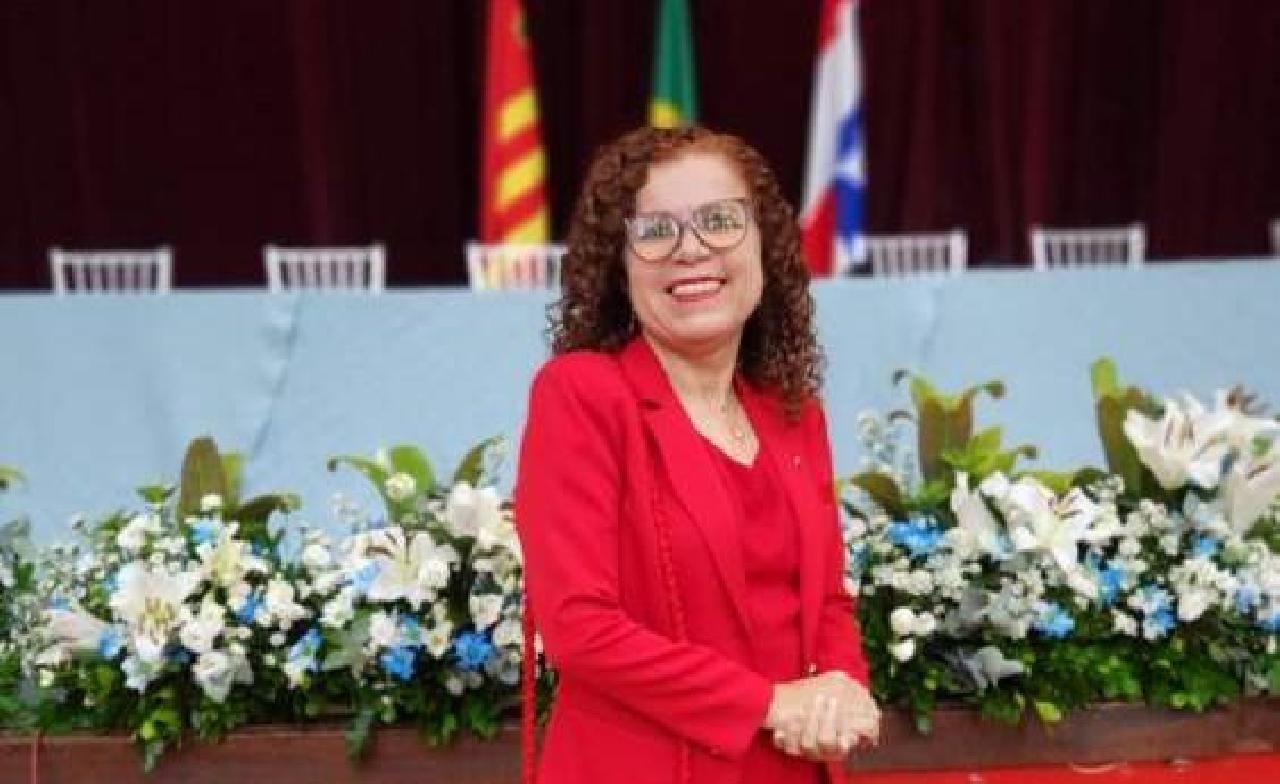APPI PARABENIZA PROFESSORA ENILDA MENDONÇA PELA POSSE EM MAIS UM MANDATO DE VEREADORA APPI PARABENIZA PROFESSORA ENILDA MENDONÇA PELA POSSE EM MAIS UM MANDATO DE VEREADORA