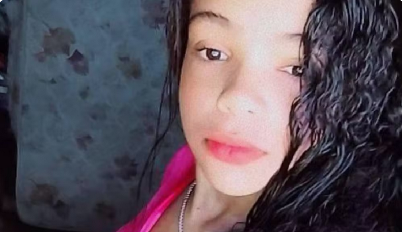 ADOLESCENTE DE 17 ANOS É ASSASSINADA EM ITANHÉM: EX-ESPOSA DE HOMEM É SUSPEITA ADOLESCENTE DE 17 ANOS É ASSASSINADA EM ITANHÉM: EX-ESPOSA DE HOMEM É SUSPEITA