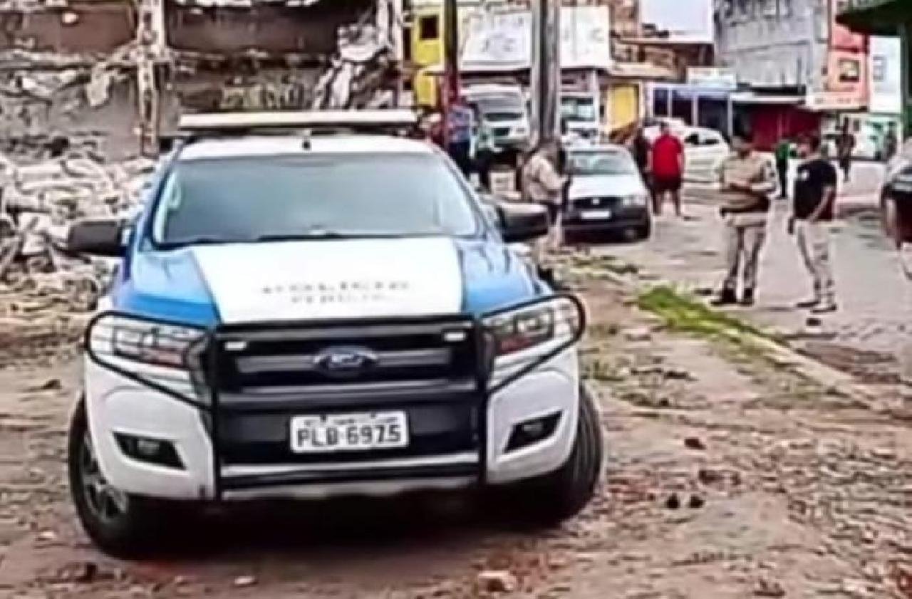 DUAS PESSOAS MORRERAM DURANTE UM TIROTEIO EM ITABUNA DUAS PESSOAS MORRERAM DURANTE UM TIROTEIO EM ITABUNA