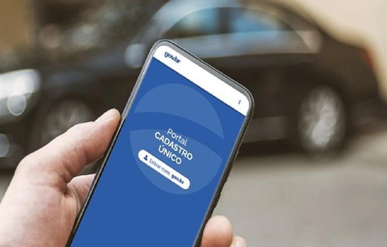 PREFEITURA DE ILHÉUS INICIA IMPLANTAÇÃO DE NOVA VERSÃO DO CADASTRO ÚNICO PREFEITURA DE ILHÉUS INICIA IMPLANTAÇÃO DE NOVA VERSÃO DO CADASTRO ÚNICO
