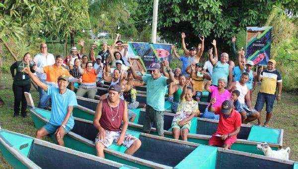10 FAMÍLIAS DE PESCADORES EM JUERANA GANHAM EMBARCAÇÕES ECOLOGICAMENTE SUSTENTÁVEIS