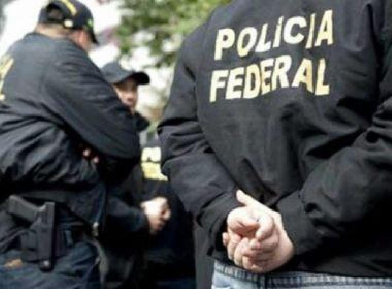PF CUMPRE MANDADOS DE BUSCA EM INVESTIGAÇÃO DA LAVA JATO SOBRE PAULO PRETO PF CUMPRE MANDADOS DE BUSCA EM INVESTIGAÇÃO DA LAVA JATO SOBRE PAULO PRETO