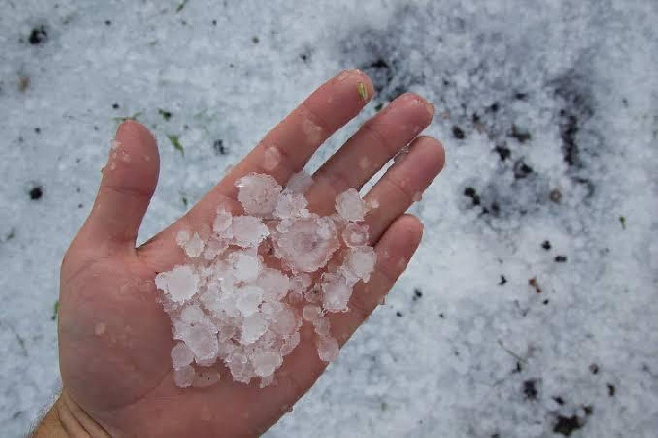 JÁ CHOVEU GRANIZO EM ILHÉUS NO ANO DE 1971 JÁ CHOVEU GRANIZO EM ILHÉUS NO ANO DE 1971