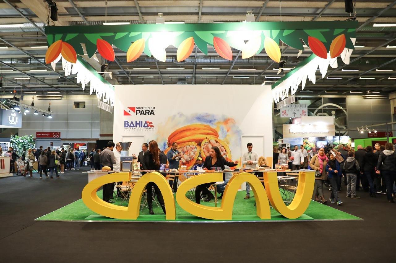 PRODUTORES DO BRASIL PARTICIPAM DO 25º SALÃO DO CHOCOLATE DE PARIS PRODUTORES DO BRASIL PARTICIPAM DO 25º SALÃO DO CHOCOLATE DE PARIS