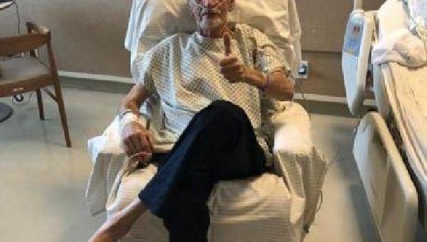 INTERNADO HÁ 2 MESES COM COVID, HERZEM 'PEDE A DEUS' PARA VOLTAR A TRABALHAR NORMALMENTE