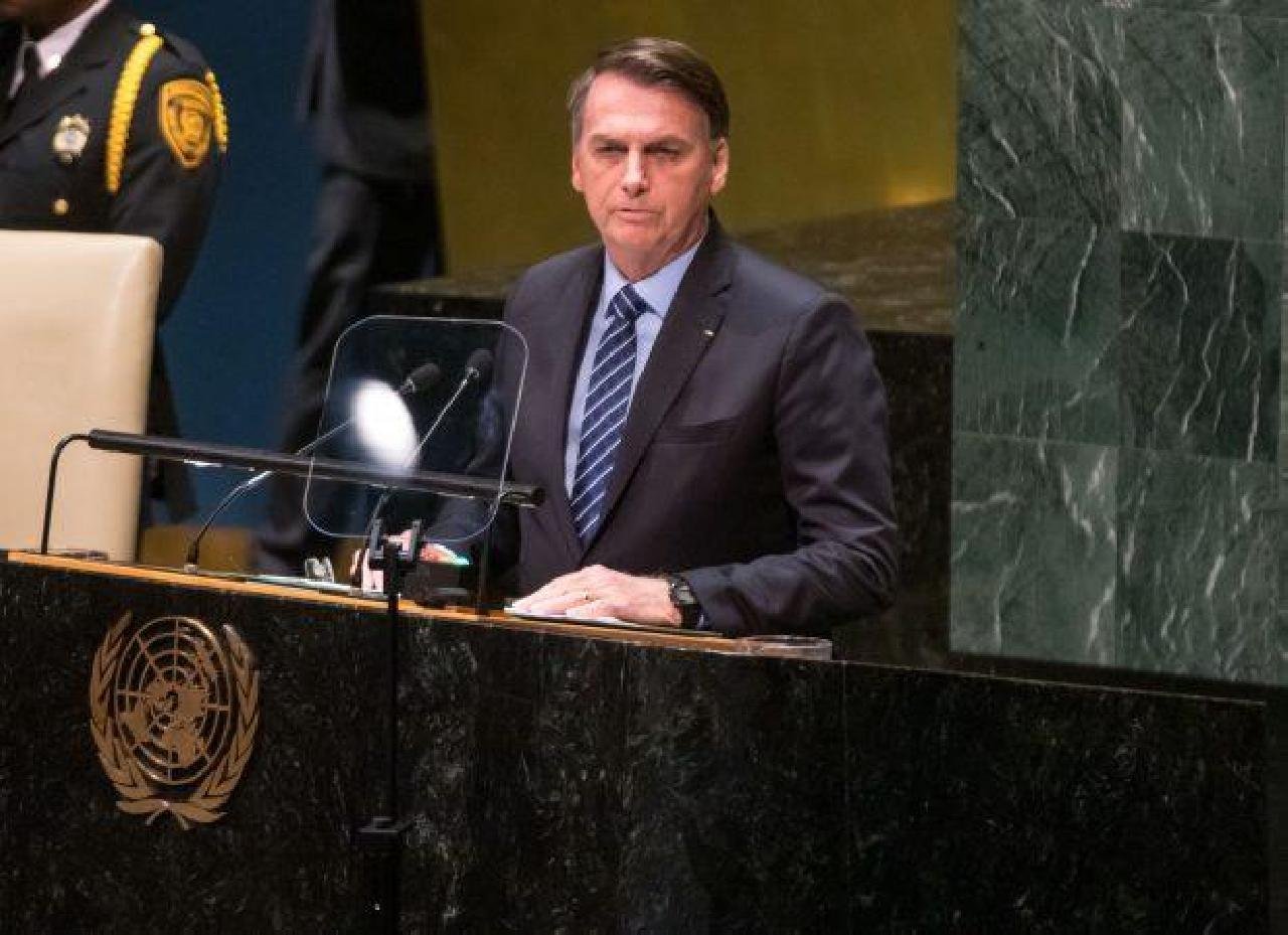 BRASIL RESSURGE DEPOIS DE ESTAR À BEIRA DO SOCIALISMO, DIZ BOLSONARO NA ONU BRASIL RESSURGE DEPOIS DE ESTAR À BEIRA DO SOCIALISMO, DIZ BOLSONARO NA ONU