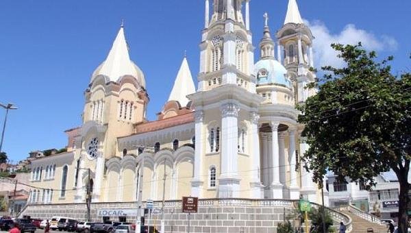 ILHÉUS 485 ANOS: CATEDRAL DE SÃO SEBASTIÃO RECEBE EXPOSIÇÃO DE ARTES SACRAS