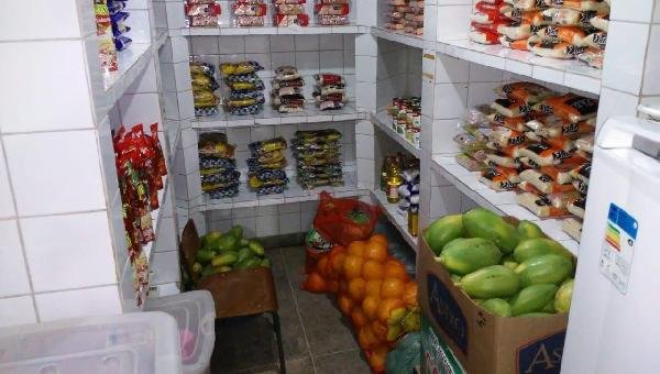REDE MUNICIPAL DE ENSINO SÃO ABASTECIDAS COM MERENDA ESCOLAR
