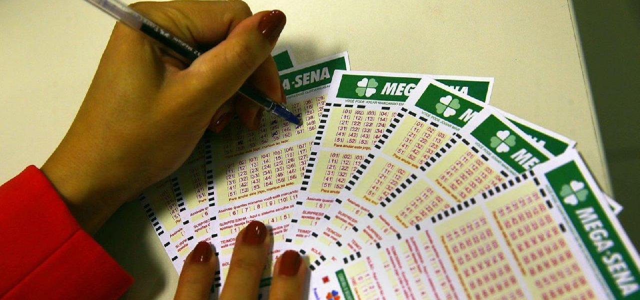 MEGA-SENA SORTEIA PRÊMIO DE R$ 17 MILHÕES MEGA-SENA SORTEIA PRÊMIO DE R$ 17 MILHÕES