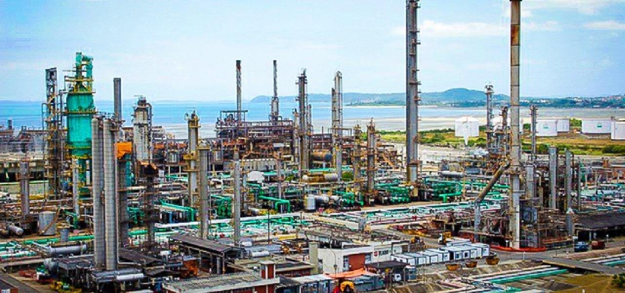 CADE INVESTIGA CONDUTA DE PREÇOS DE REFINARIA NA BAHIA CADE INVESTIGA CONDUTA DE PREÇOS DE REFINARIA NA BAHIA