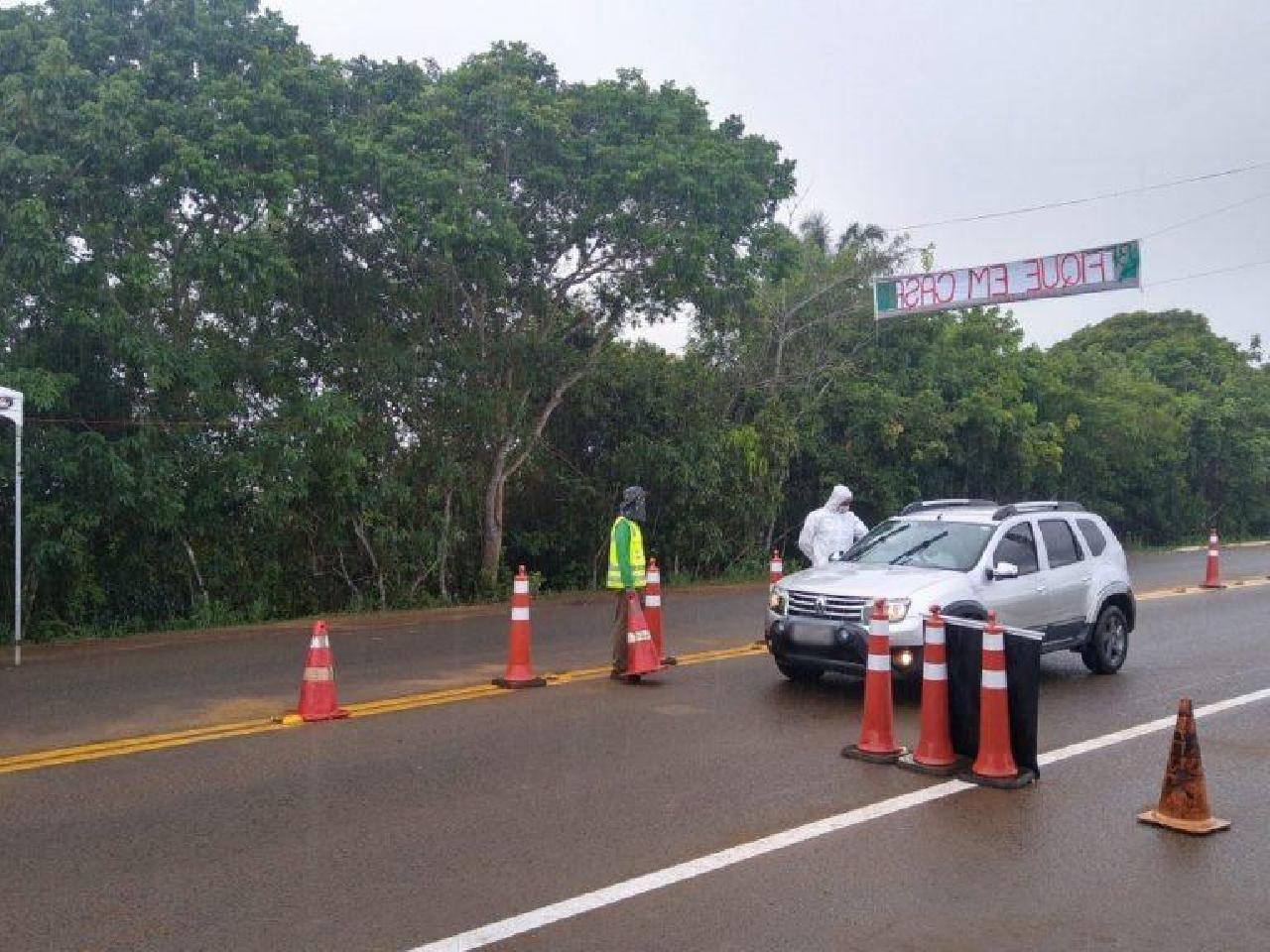 ITACARÉ: PREFEITO PROÍBE MORADORES SAIR DA CIDADE SEM AUTORIZAÇÃO PRÉVIA ITACARÉ: PREFEITO PROÍBE MORADORES SAIR DA CIDADE SEM AUTORIZAÇÃO PRÉVIA
