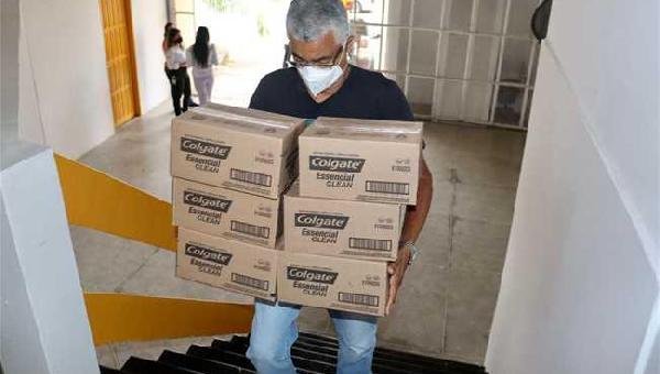 BAMIN DOA R$100 MIL REAIS EM PRODUTOS PARA FAMÍLIAS EM ESTADO DE VULNERABILIDADE EM ILHÉUS