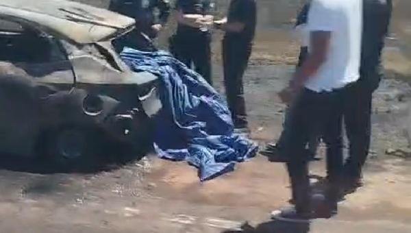 CORPO DE IDOSO É ENCONTRADO DENTRO DE CARRO INCENDIADO NA BA-001, EM CURURUPE