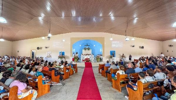 MISSA REÚNE FIÉIS EM HOMENAGEM A NOSSA SENHORA DAS VITÓRIAS, PADROEIRA DE ILHÉUS
