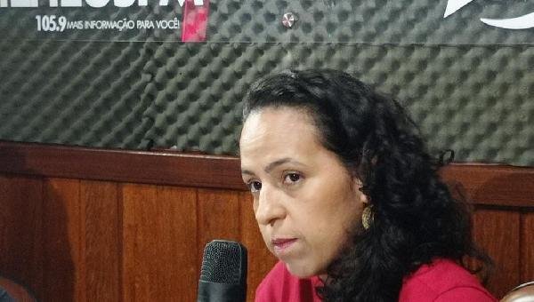 "O PREFEITO (MOACYR LEITE) TEM FAMA DE PREGUIÇOSO. ELE É BOM POLÍTICO, MAS É PÉSSIMO GESTOR", DECLAROU A EX-PREFEITA DE URUÇUCA 