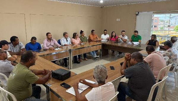 REUNIÃO COM ADMINISTRADORES DE BAIRRO DISCUTE DEMANDAS DAS COMUNIDADES EM ILHÉUS
