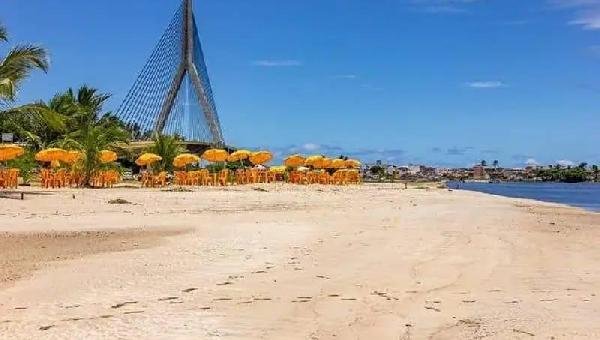 PRAIAS DO CRISTO, MALHADO E SUL ESTÃO IMPRÓPRIAS PARA BANHO EM ILHÉUS
